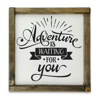 Adventure is waiting for you  - Fehér deszkatábla tölgy kerettel